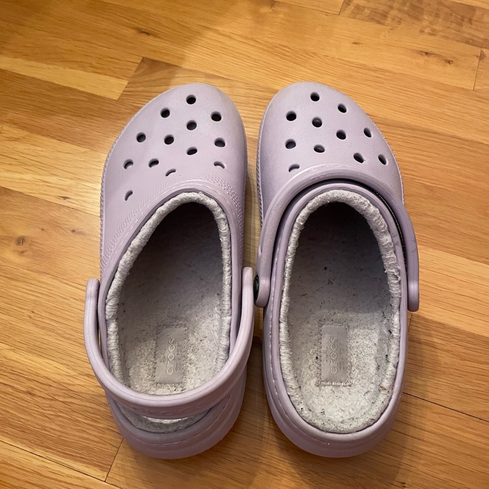 CROCS Purple Slippers with Perforated Design